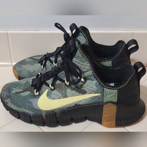Nike Free Metcon 3 Camo Men's Size 8
